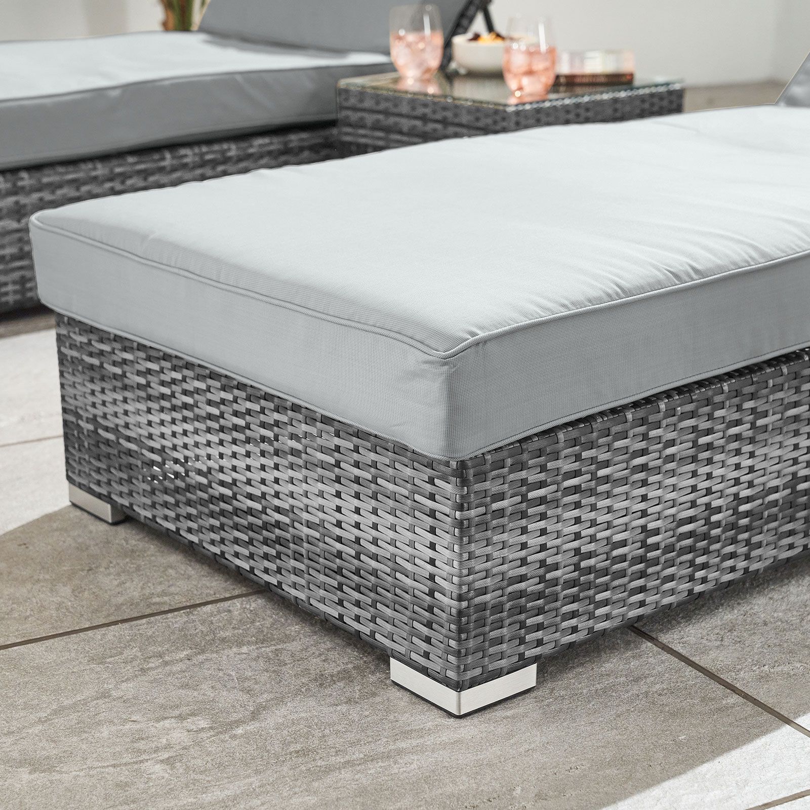 Arrigo Outdoor Swimming Poolside Lounger Set of 2 (Black + Grey) - Image 6