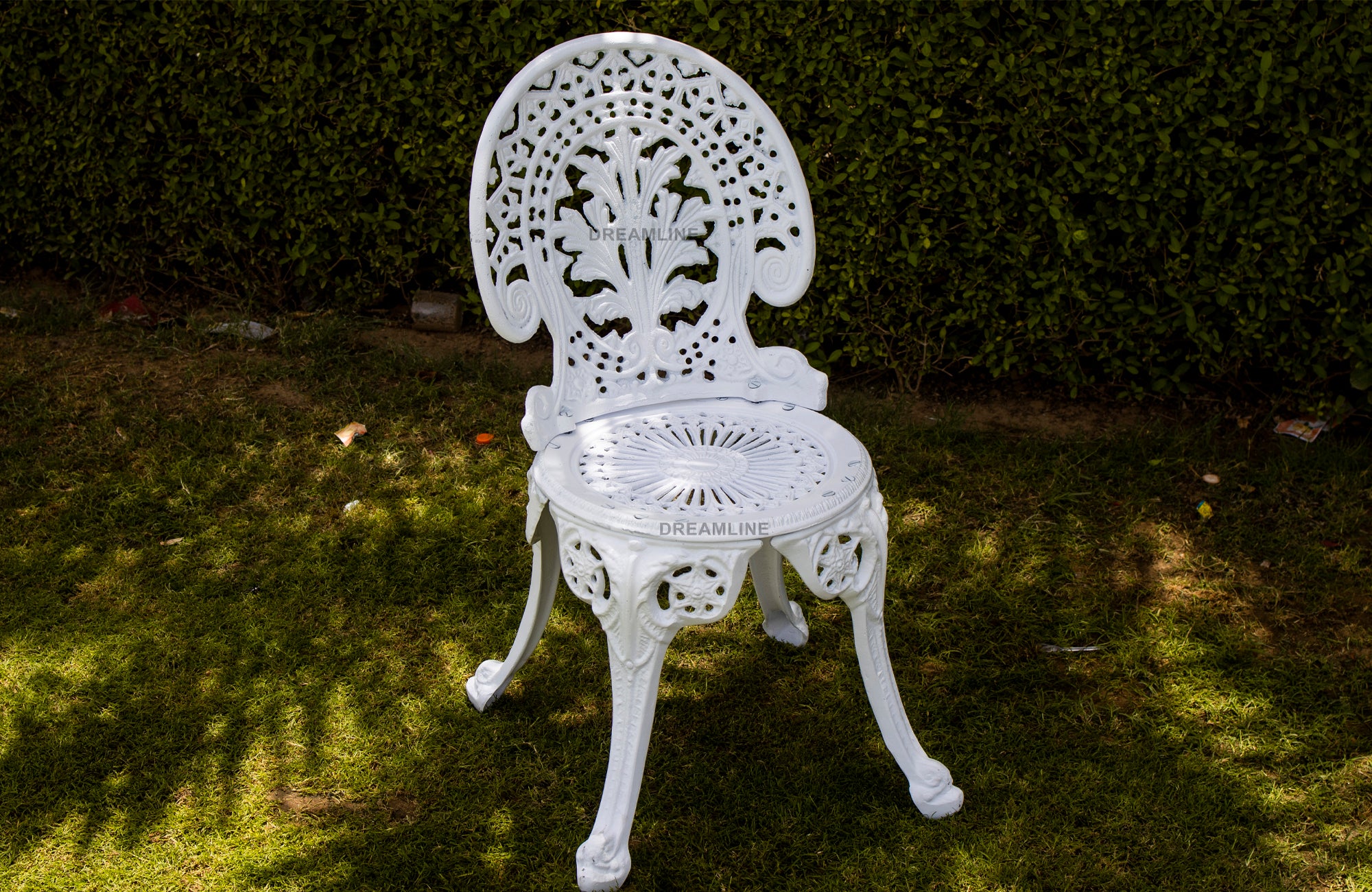 Clux Cast Aluminium Garden Patio Seating 3 Chair and 1 Table Set - Image 4