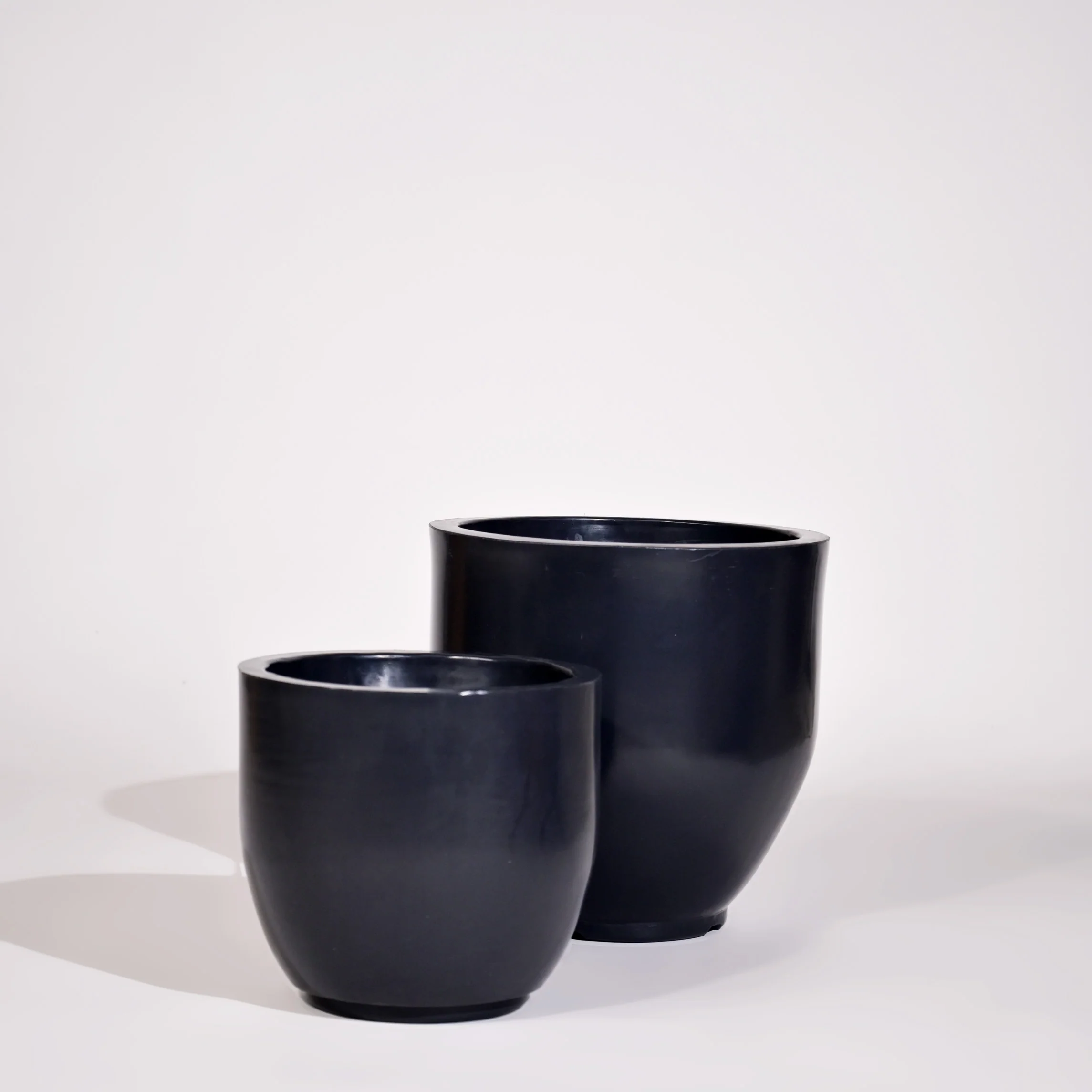 Cup Outdoor Polymer Planters For Garden, Balcony (Pair Of Large And Medium) - Image 4