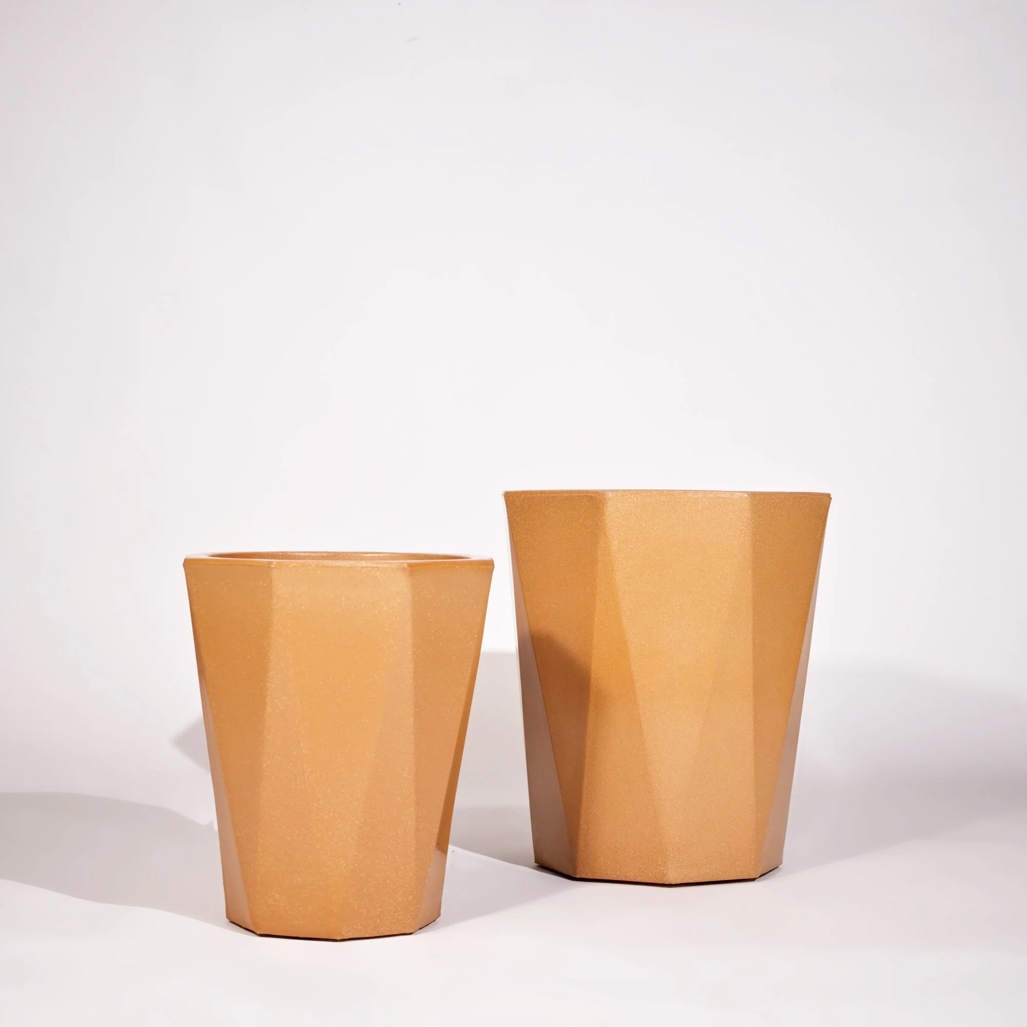 Diamond Outdoor Polymer Planters For Garden, Balcony (Pair Of Small And Medium) - Image 5