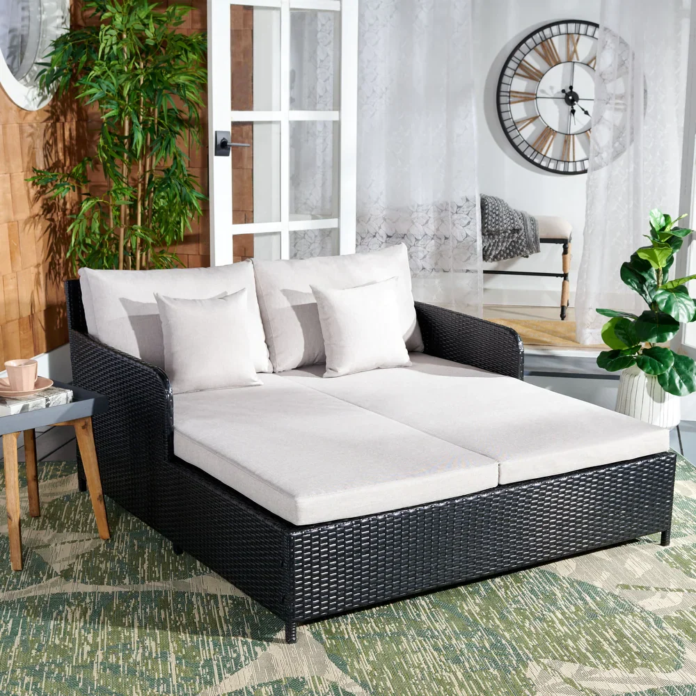 Heper Outdoor Poolside Sunbed With Cushion Daybed - Image 12