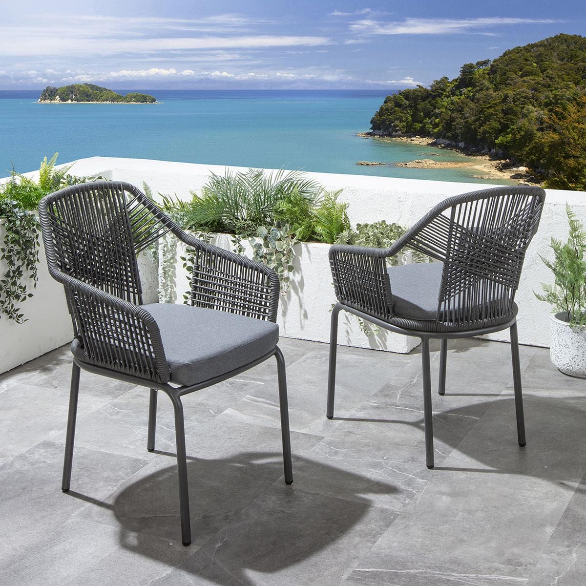 Sias Outdoor Patio Dining Set 4 Chairs and 1 Table, Braid & Rope (Grey) - Image 5